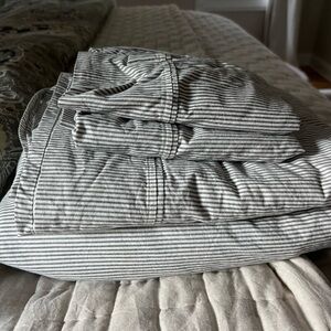 Target Heqrth and Hand with Magnolia bed sheets